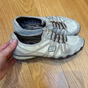 Skechers Cream and Brown Slip Ons